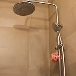 Bright 2-room In The 15th Parigi